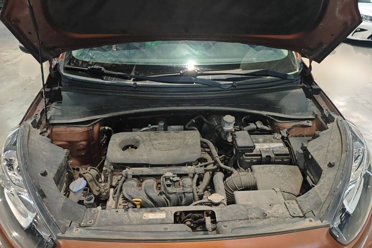 Used Kia KX3 2015 1.6L Automatic Two-Wheel Drive DLX Engine Bay