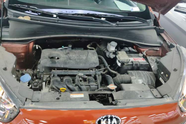 Used Kia KX3 2015 1.6L Automatic Two-Wheel Drive DLX Engine Bay