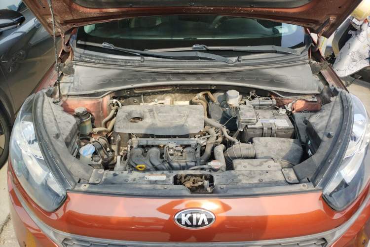 Used Kia KX3 2015 1.6L Manual Two-Wheel-Drive GLS Engine Bay