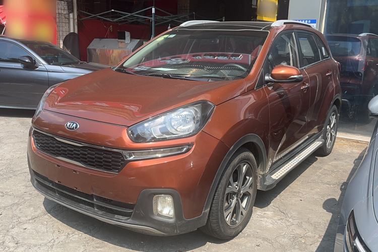 Used Kia KX3 2015 1.6L Automatic Two-Wheel Drive DLX Exterior 3
