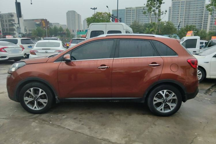 Used Kia KX3 2015 1.6L Automatic Two-Wheel Drive DLX Exterior 3