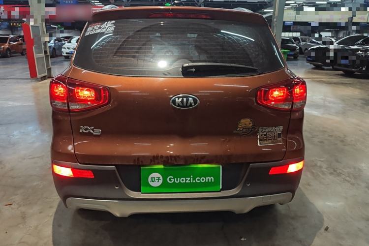 Used Kia KX3 2015 1.6L Automatic Two-Wheel Drive DLX Exterior 4