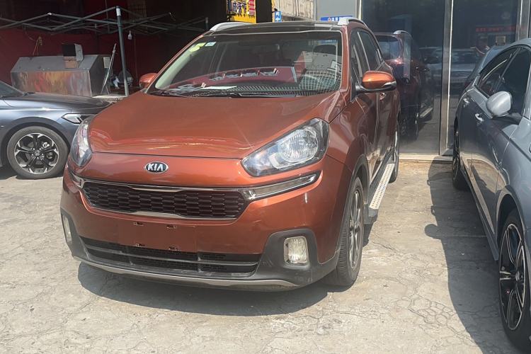 Used Kia KX3 2015 1.6L Automatic Two-Wheel Drive DLX Exterior 4