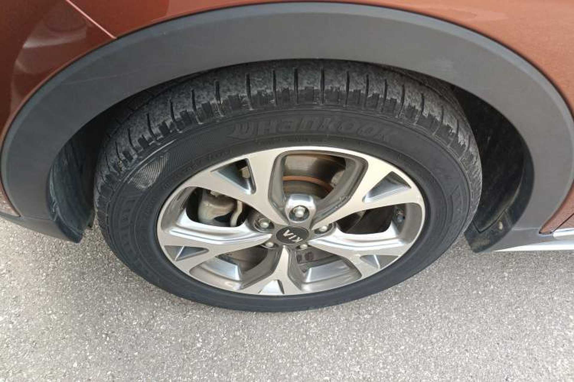 Used Kia KX3 2015 2.0L Automatic 4x4 PRM Exterior 4