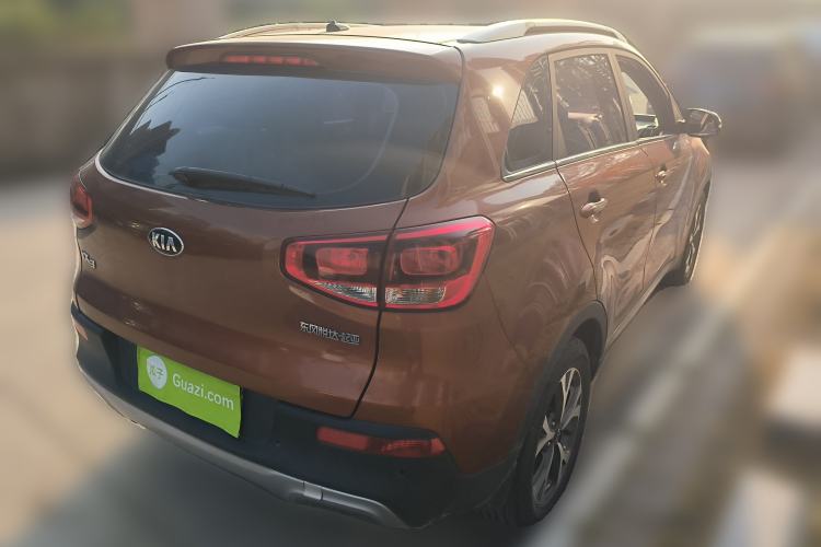 Used Kia KX3 2015 1.6L Automatic Two-Wheel Drive DLX Exterior 5