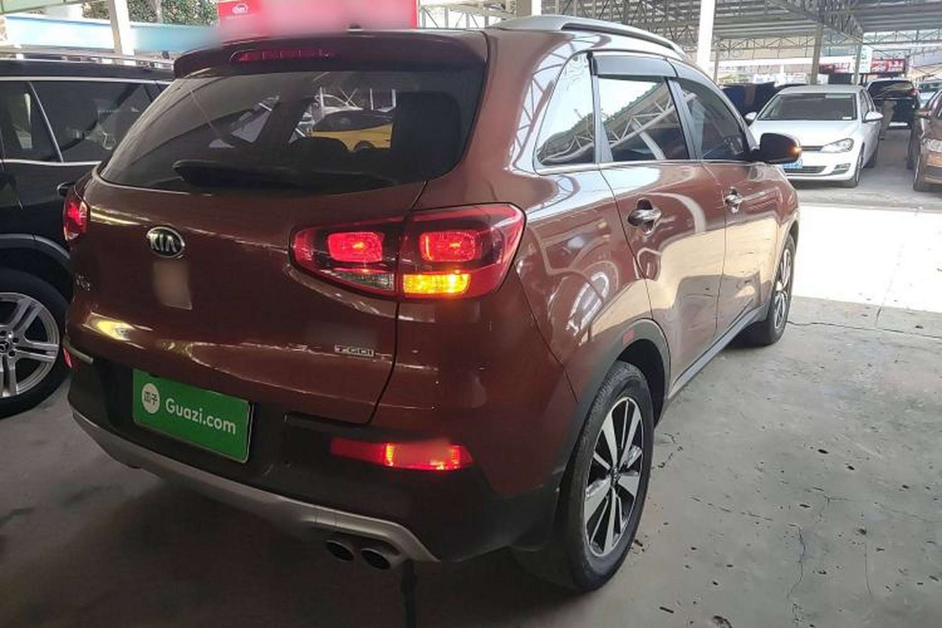 Used Kia KX3 2015 1.6T Automatic Two-Wheel Drive DLX Exterior 5