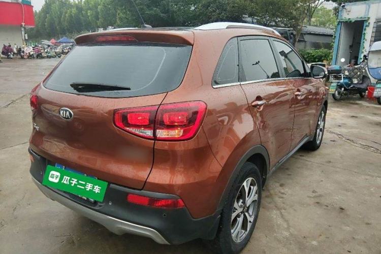 Used Kia KX3 2015 1.6L Automatic Two-Wheel Drive DLX Exterior 5
