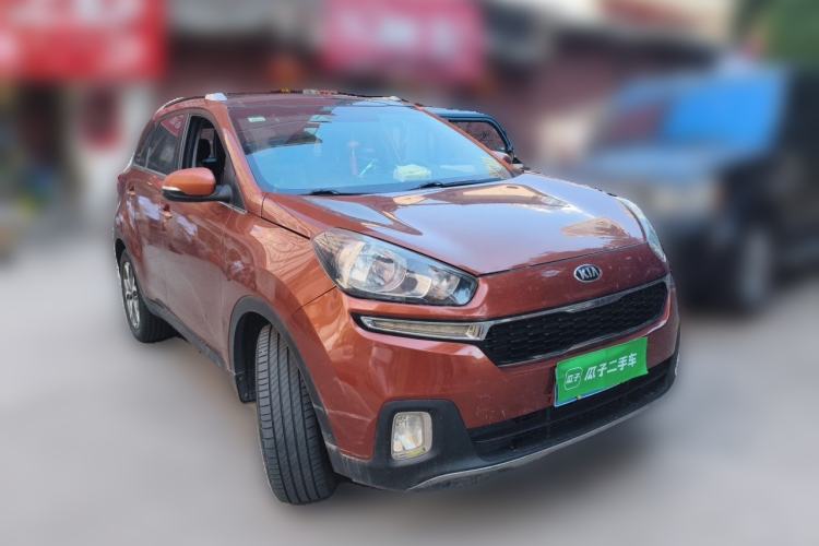 Used Kia KX3 2015 1.6L Automatic Two-Wheel Drive DLX Front Right 45 Deg