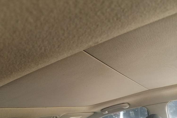 Used Kia KX3 2015 1.6L Automatic Two-Wheel Drive DLX Headliner
