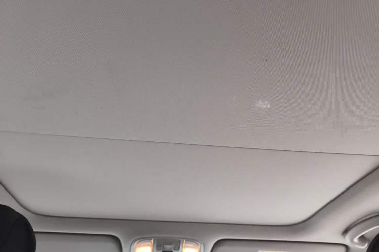 Used Kia KX3 2015 1.6L Automatic Two-Wheel Drive DLX Headliner