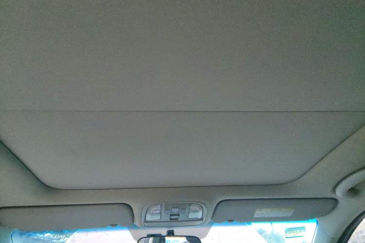 Used Kia KX3 2015 1.6L Automatic Two-Wheel Drive DLX Headliner