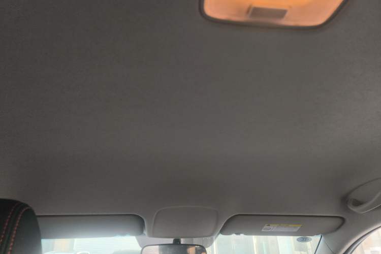 Used Kia KX3 2015 1.6L Automatic Two-Wheel Drive GLS Headliner
