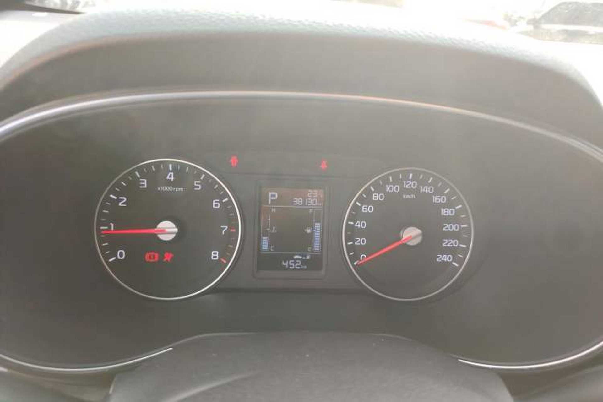 Used Kia KX3 2015 1.6L Automatic Two-Wheel Drive DLX Instrument Cluster
