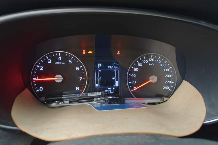 Used Kia KX3 2015 1.6L Automatic Two-Wheel Drive DLX Instrument Cluster