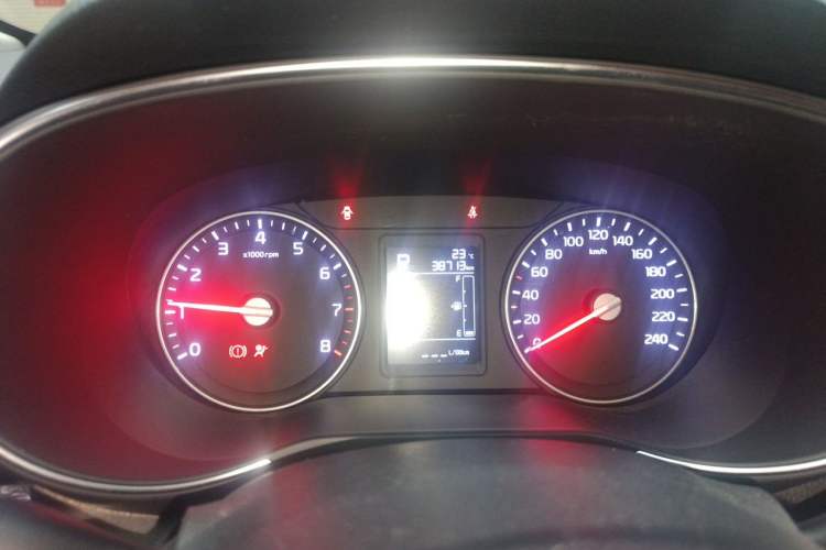 Used Kia KX3 2015 1.6L Automatic Two-Wheel Drive DLX Instrument Cluster