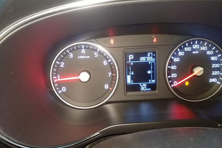 Used Kia KX3 2015 1.6L Automatic Two-Wheel Drive DLX Instrument Cluster