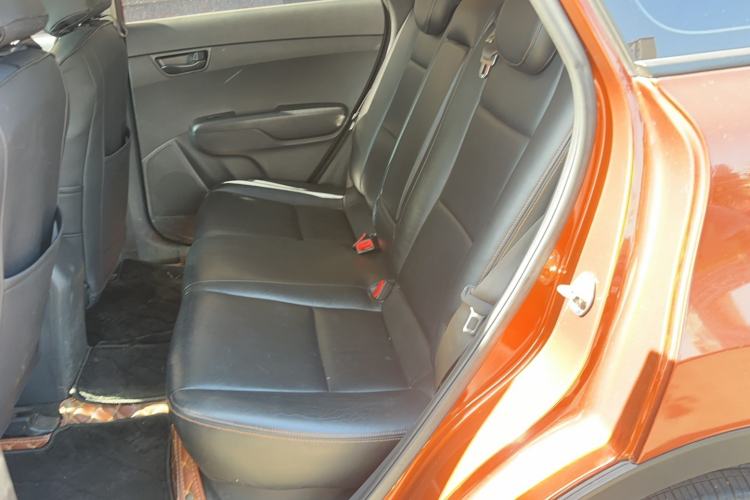 Used Kia KX3 2015 1.6L Automatic Two-Wheel Drive GLS Interior 1
