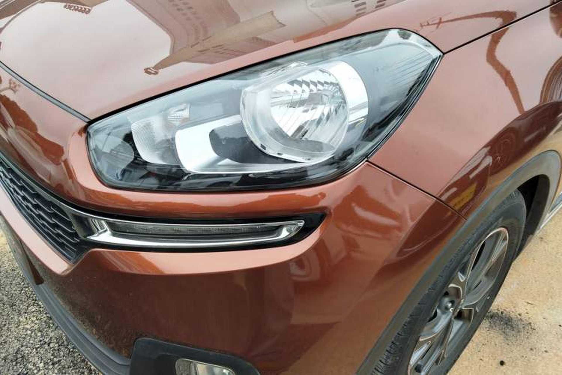 Used Kia KX3 2015 1.6L Automatic Two-Wheel Drive DLX Left Front Headlight