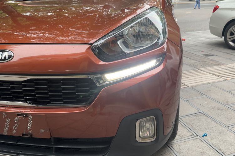 Used Kia KX3 2015 1.6L Automatic Two-Wheel Drive GLS Left Front Headlight