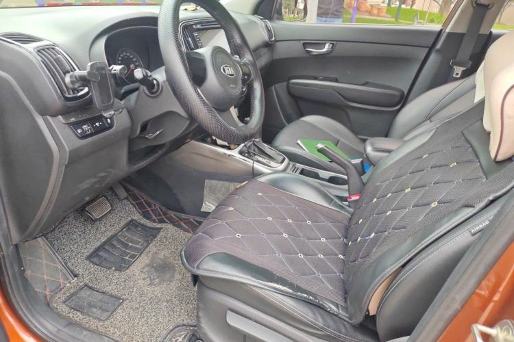 Used Kia KX3 2015 1.6L Automatic Two-Wheel Drive DLX Left Front Seat