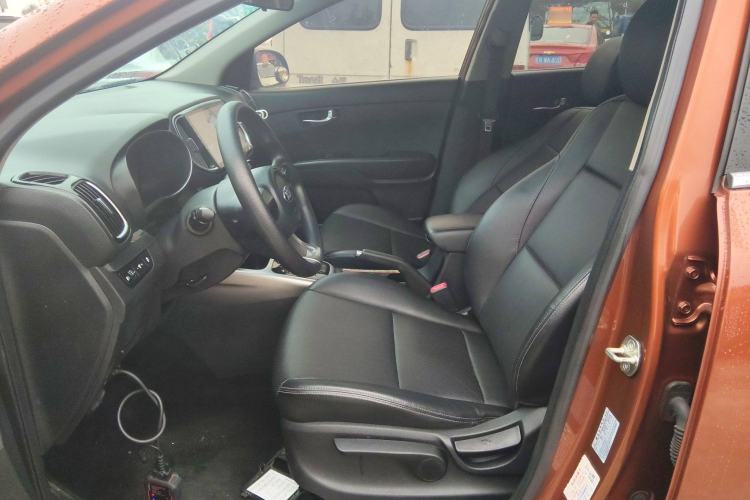 Used Kia KX3 2015 1.6L Automatic Two-Wheel Drive DLX Left Front Seat