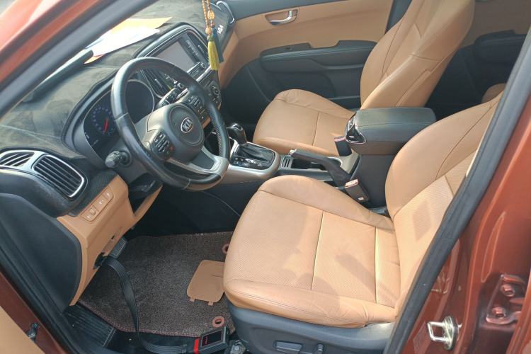 Used Kia KX3 2015 2.0L Automatic 4x4 PRM Left Front Seat