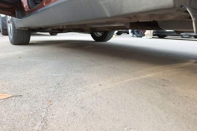 Used Kia KX3 2015 1.6L Automatic Two-Wheel Drive DLX Left Side Sill
