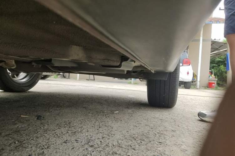 Used Kia KX3 2015 1.6L Automatic Two-Wheel Drive DLX Left Side Sill