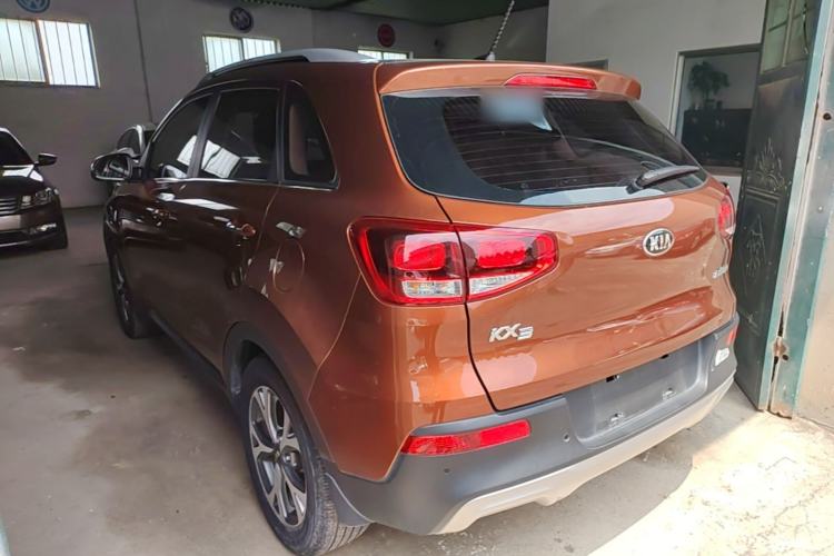 Used Kia KX3 2015 1.6L Automatic Two-Wheel Drive DLX Rear Left 45 Deg