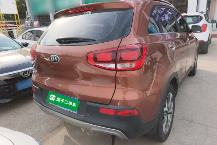 Used Kia KX3 2015 1.6L Automatic Two-Wheel Drive DLX Rear Right 45 Deg