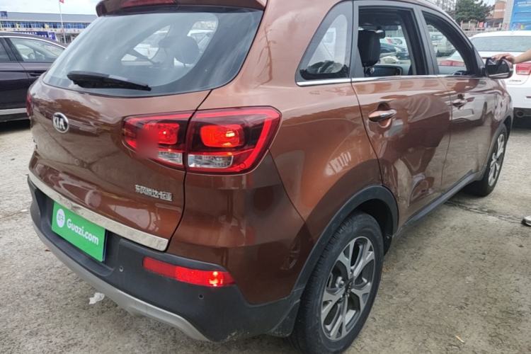 Used Kia KX3 2015 1.6L Automatic Two-Wheel Drive DLX Rear Right 45 Deg