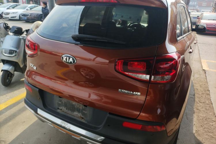 Used Kia KX3 2015 1.6L Manual Two-Wheel-Drive GLS Rear