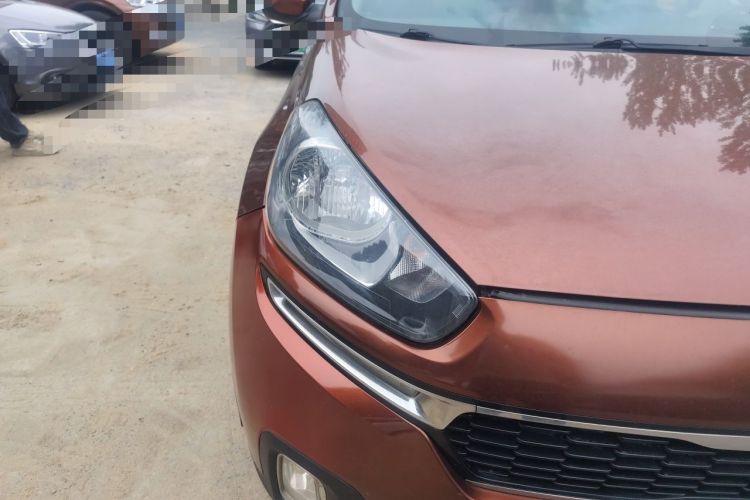 Used Kia KX3 2015 1.6L Automatic Two-Wheel Drive DLX Right Front Headlight