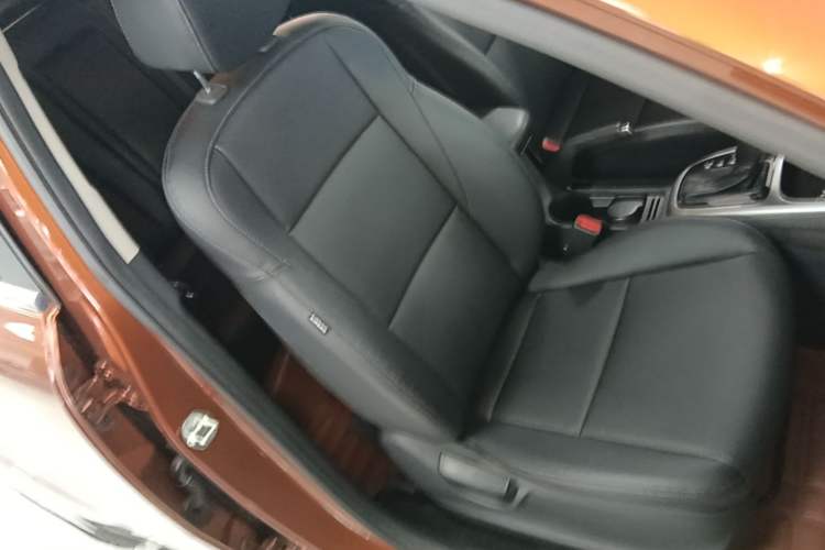 Used Kia KX3 2015 1.6L Automatic Special Right Front Seat