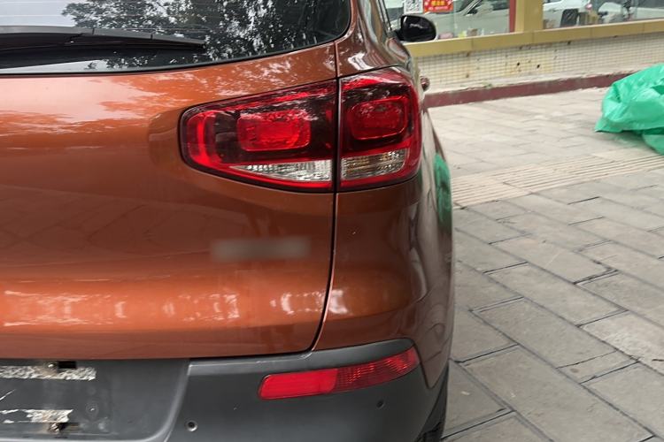 Used Kia KX3 2015 1.6L Automatic Two-Wheel Drive GLS Right Rear Taillight