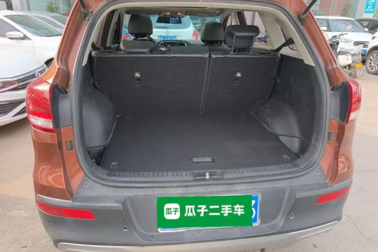 Used Kia KX3 2015 1.6L Automatic Two-Wheel Drive DLX Trunk