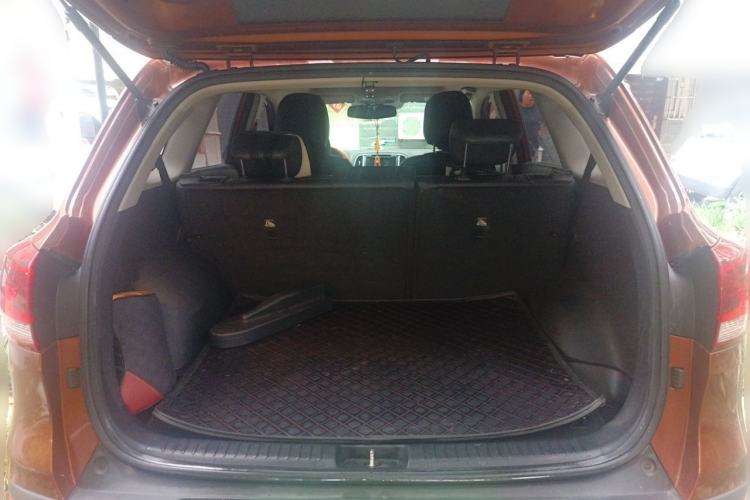 Used Kia KX3 2015 1.6L Automatic Two-Wheel Drive DLX Trunk