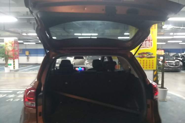 Used Kia KX3 2015 1.6L Automatic Two-Wheel Drive DLX Trunk