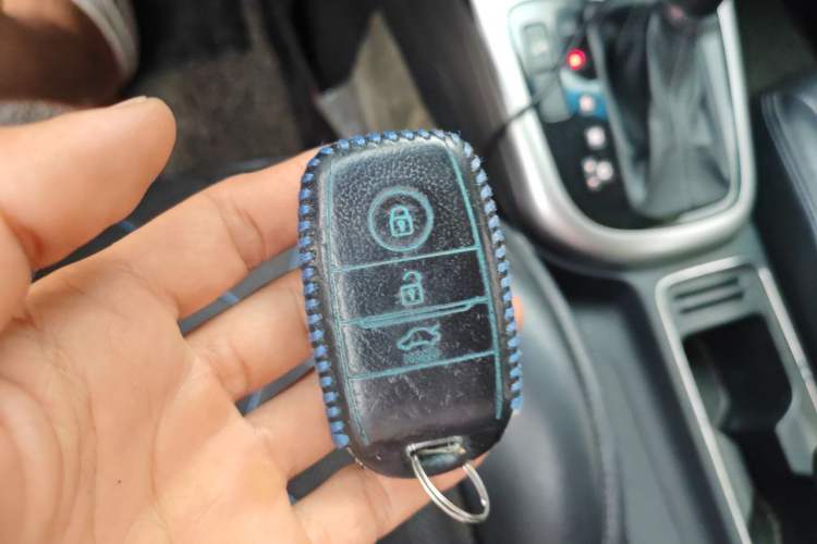 Used Kia KX3 2015 1.6L Automatic Two-Wheel Drive DLX Vehicle Key