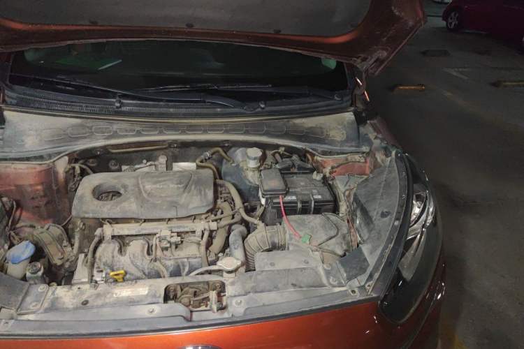 Used Kia KX3 2015 1.6L Automatic Two-Wheel Drive DLX Engine Bay Left