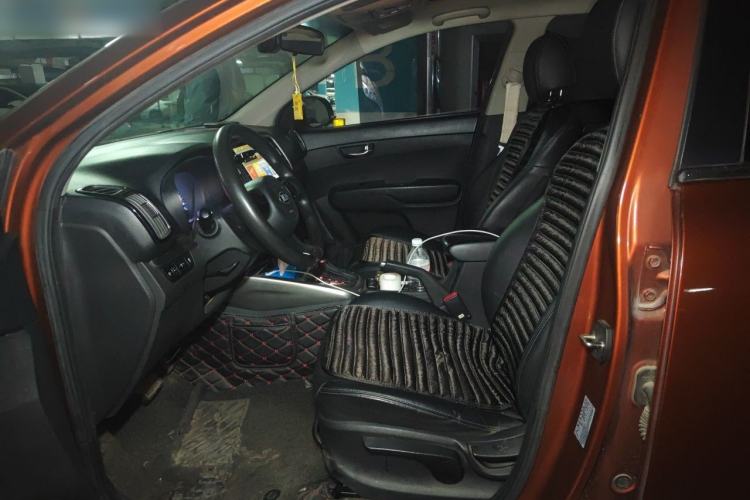 Used Kia KX3 2015 1.6L Automatic Two-Wheel Drive DLX Left Front Seat