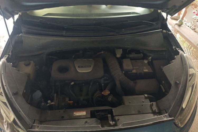 Used Kia KX3 2015 1.6T Automatic Two-Wheel Drive DLX Engine Bay