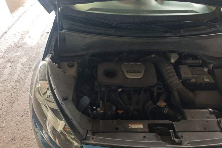 Used Kia KX3 2015 1.6T Automatic Two-Wheel Drive DLX Engine Bay Right