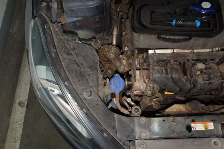 Used Kia KX3 2015 1.6L Automatic Two-Wheel Drive PRM Engine Bay Right