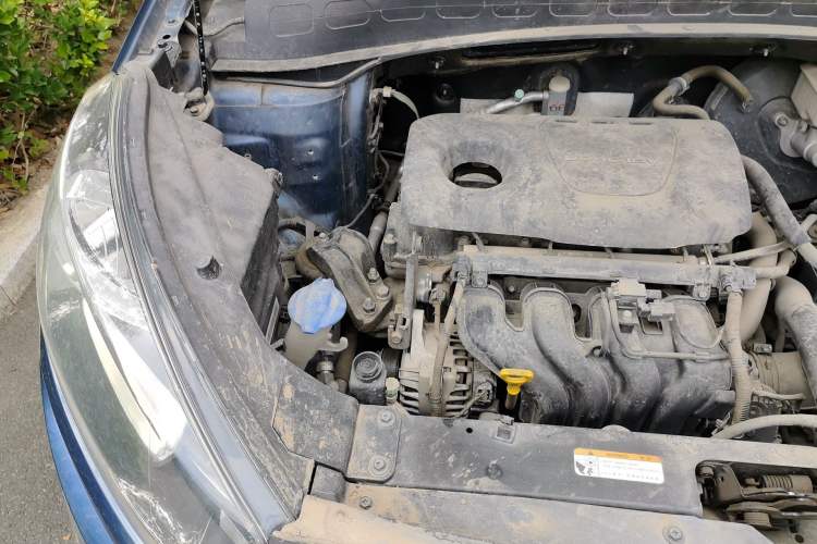 Used Kia KX3 2015 1.6L Automatic Two-Wheel Drive DLX Engine Bay Right