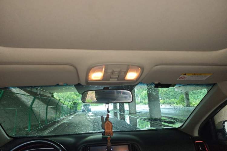 Used Kia KX3 2015 1.6T Automatic Two-Wheel Drive DLX Headliner