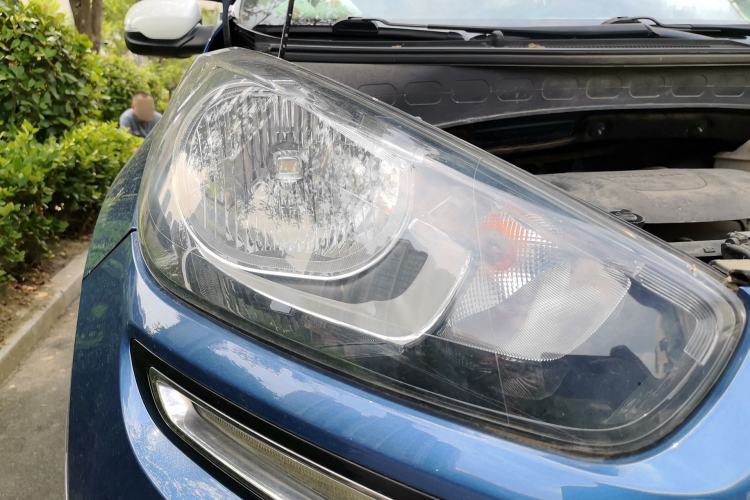Used Kia KX3 2015 1.6L Automatic Two-Wheel Drive DLX Right Front Headlight