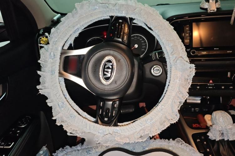 Used Kia KX3 2015 1.6L Automatic Two-Wheel Drive PRM Steering Wheel