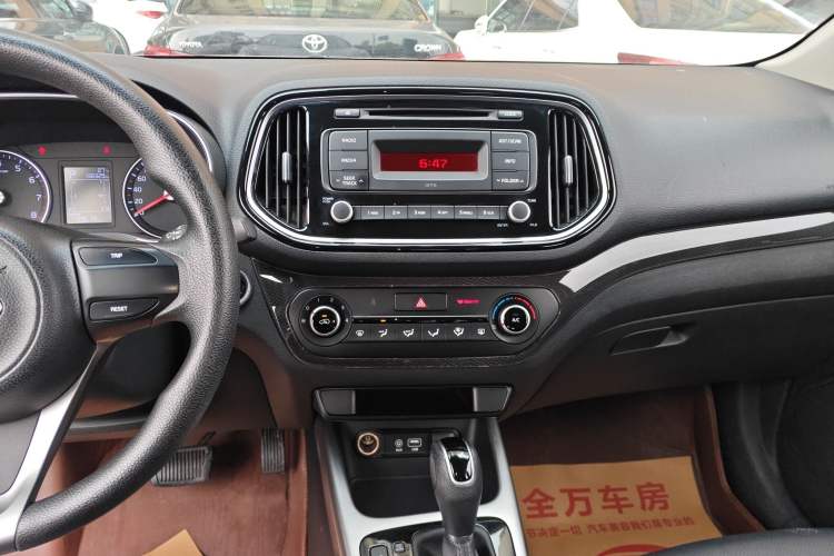 Used Kia KX3 2015 1.6L Automatic Two-Wheel Drive DLX Audio And AC Panel