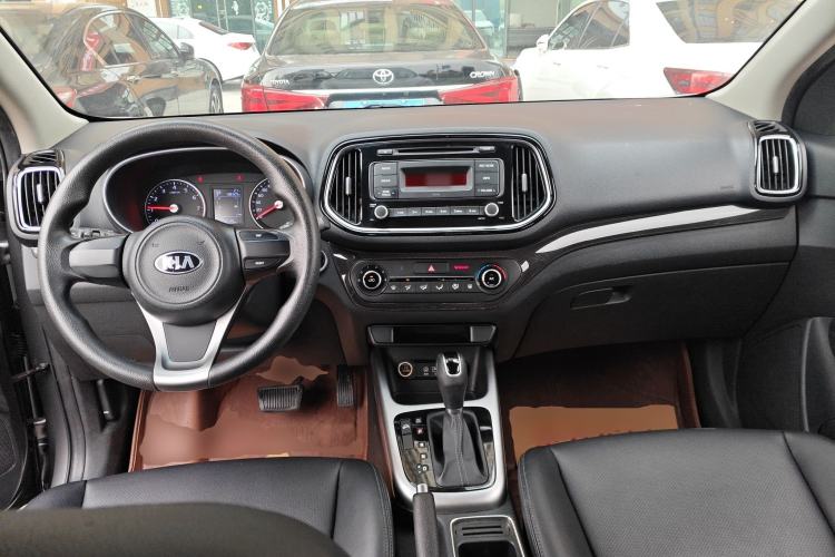 Used Kia KX3 2015 1.6L Automatic Two-Wheel Drive DLX Center Console